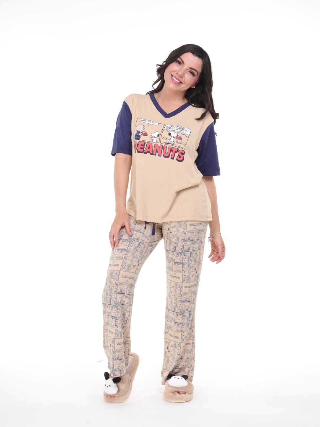 Pijama pantalón y camisa manga corta snoopy beige