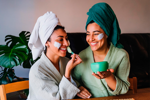 4 actividades divertidas para realizar entre madre e hija para celebrar el día de las madres