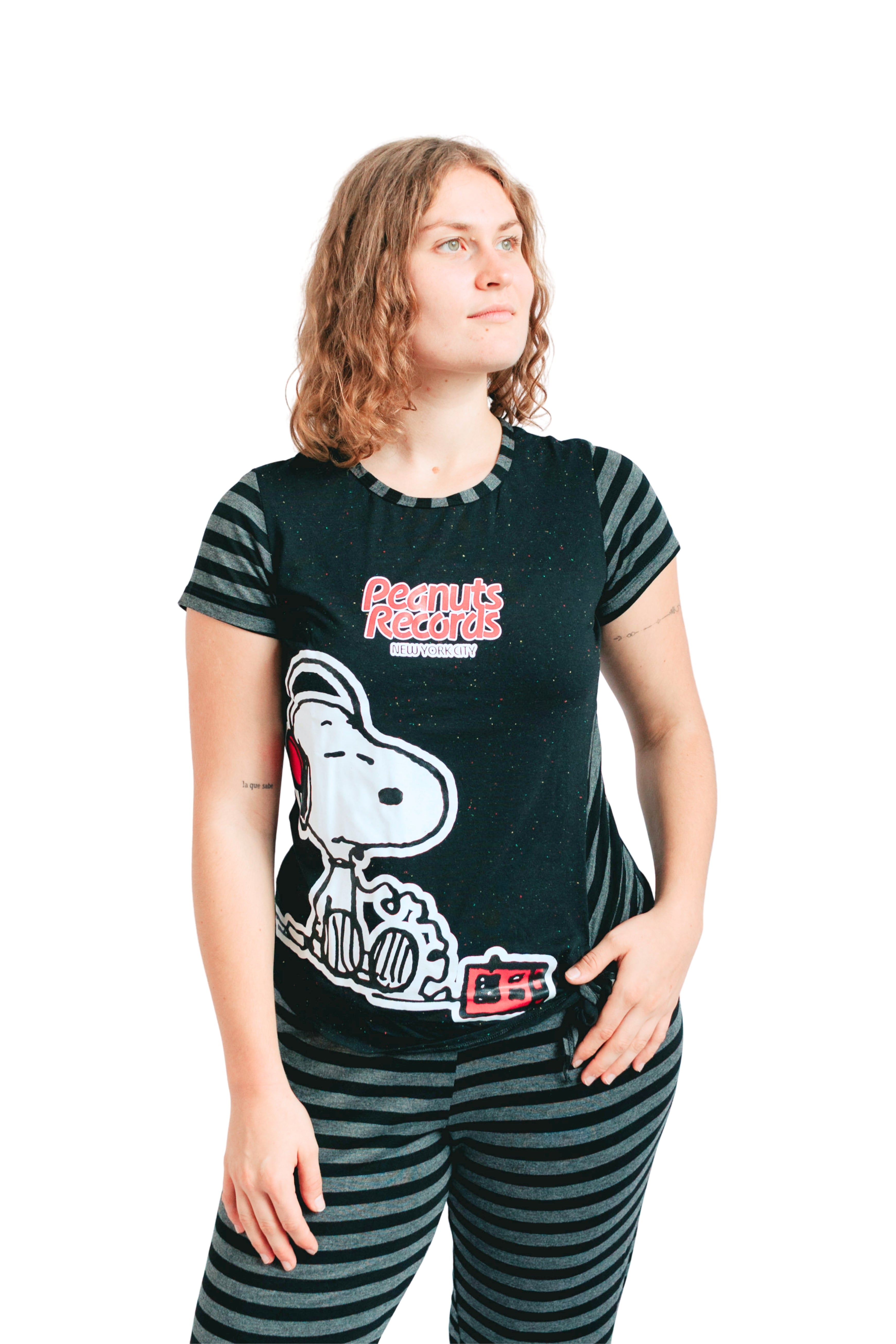 Pijama pantalón y camisa manga corta snoopy negro