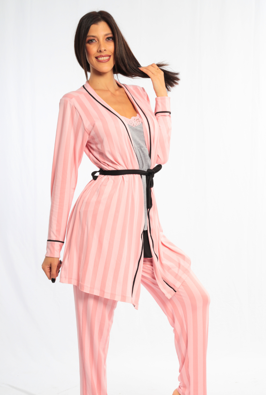 Pijama pantalón con bata y playera sin mangas 3 piezas de rayitas rosas