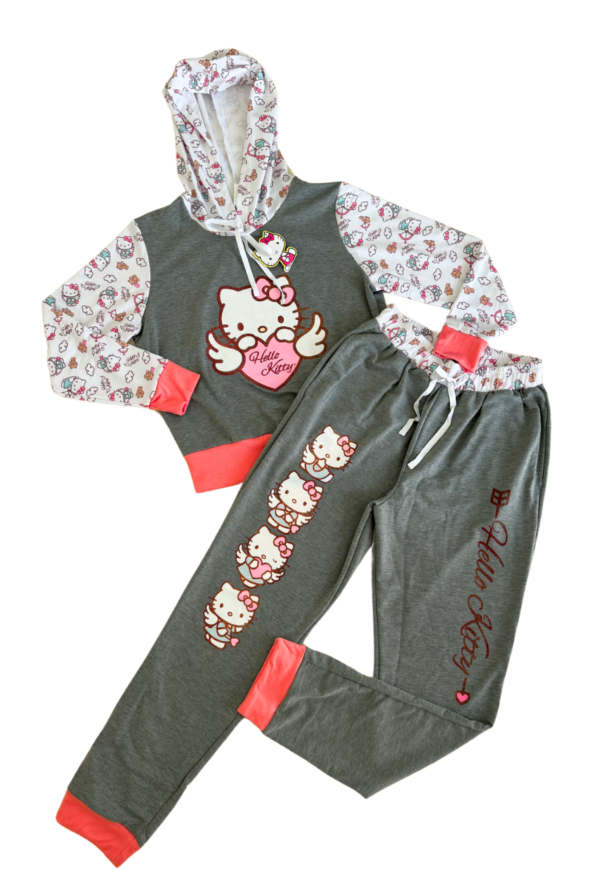 Pijama pants y sudadera gris con rosa de Hello Kitty cupido