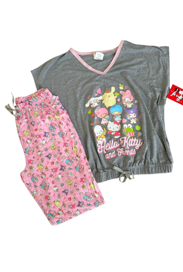 Pijama pantalón rosa con playera manga corta gris de Hello Kitty & friends