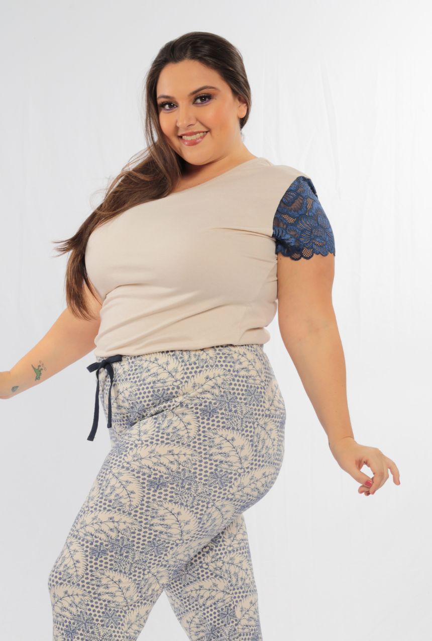 Pijama pantalón con Playera manga corta de encaje