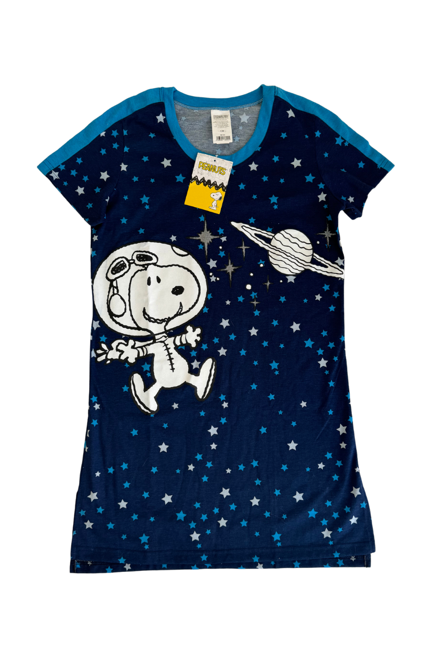 Pijama camisón de manga corta azul con estrellas de snoopy