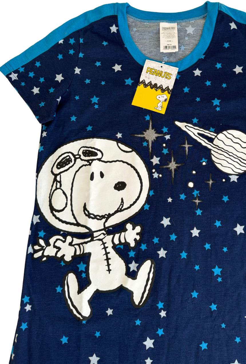 Pijama camisón de manga corta azul con estrellas de snoopy