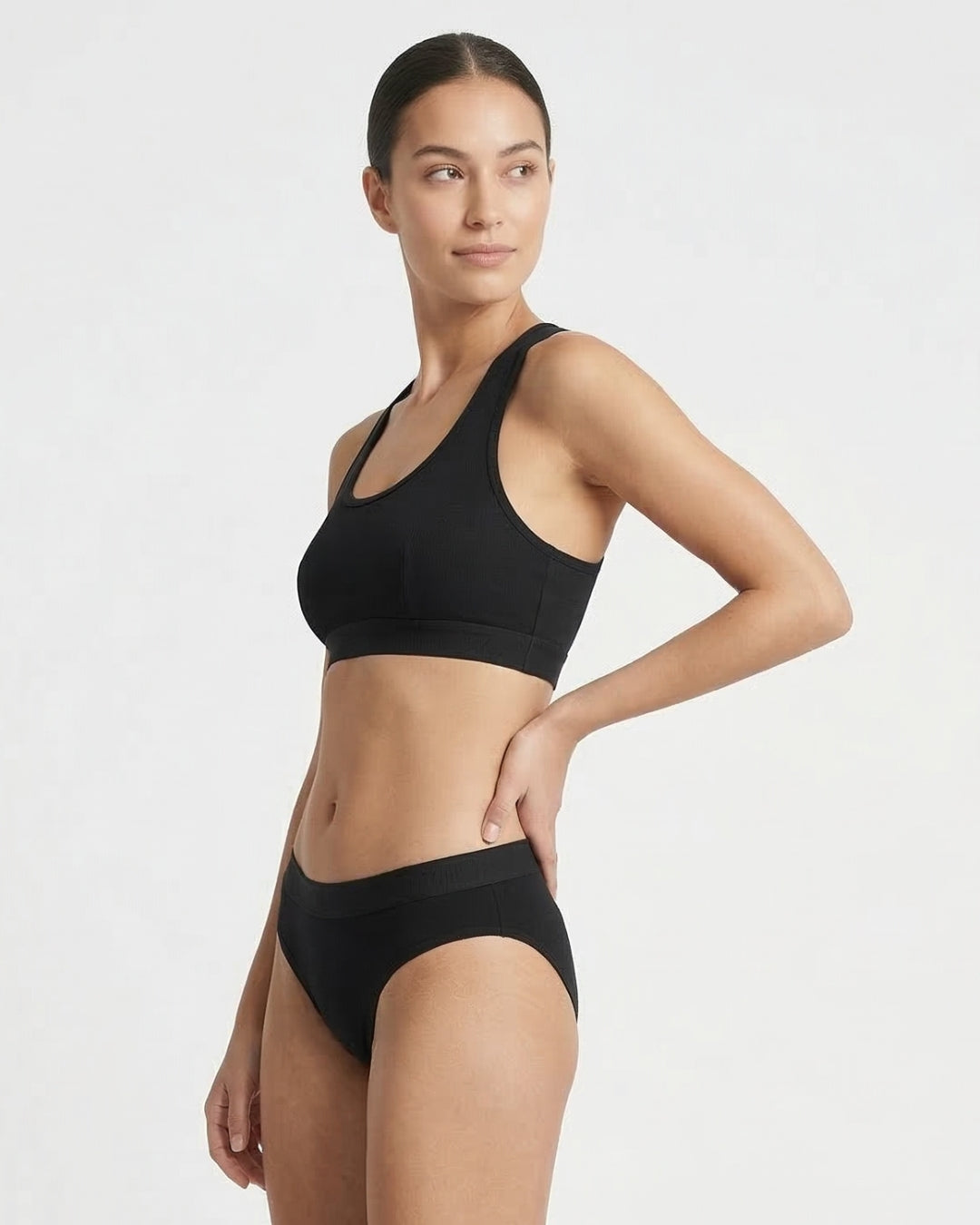 Coordinado top y bikini negro Essential Black