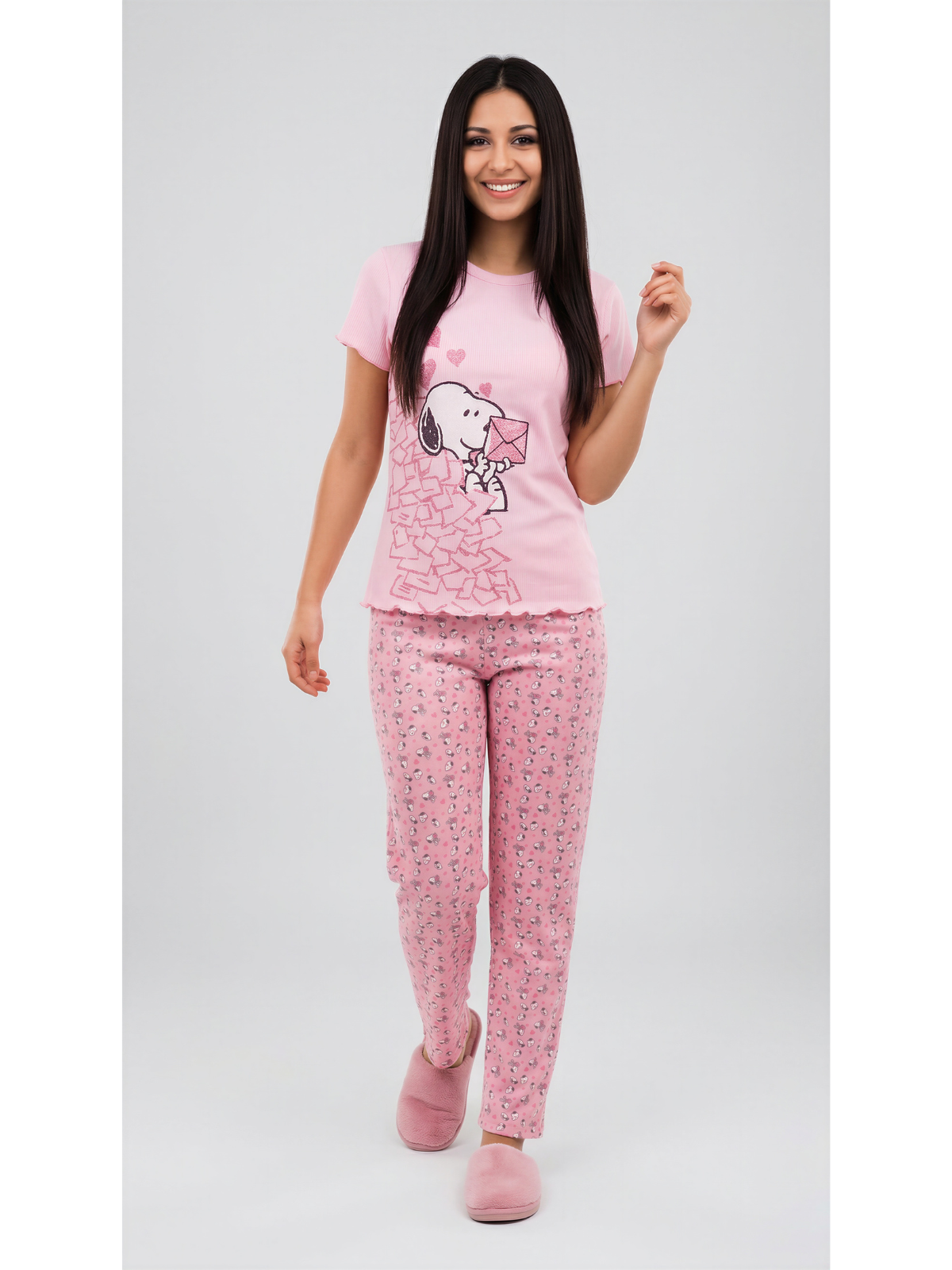 Pijama 3 piezas, pantalón y short rosa con camisa manga corta de snoopy