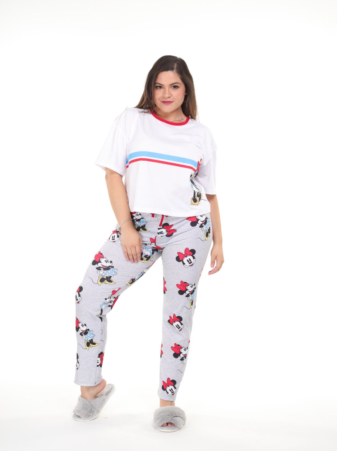 Pijama 3 piezas, pantalón y short gris con camisa manga corta de minnie