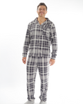 La pijama para hombre de pantalón de cuadros gris y suéter es la opción ideal para quienes buscan comodidad y estilo. El pantalón de cuadros es suave y ligero, mientras que el suéter ofrece una sensación cálida y acogedora. Este conjunto es perfecto para dormir o relajarte en casa, proporcionando un look clásico y cómodo para descansar con total confort.