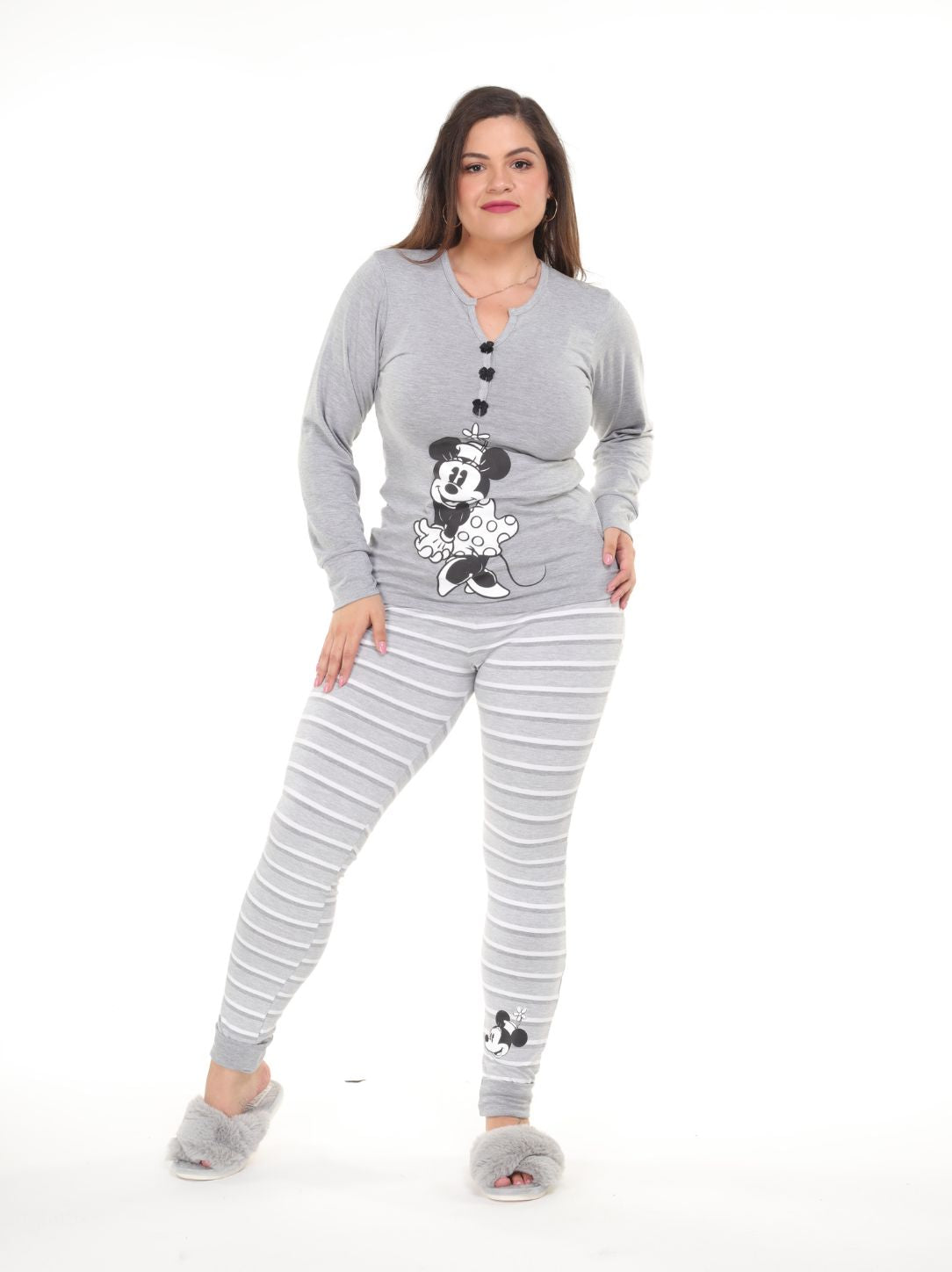 Pijama Pantalón con playera manga larga Minnie Mouse.*