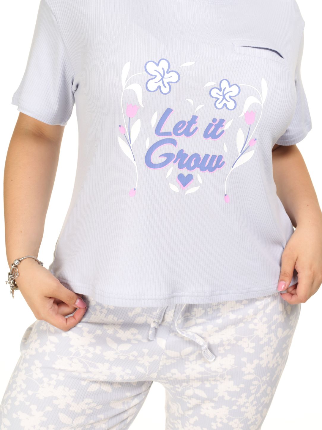Pijama pantalón flores y camisa manga corta lila