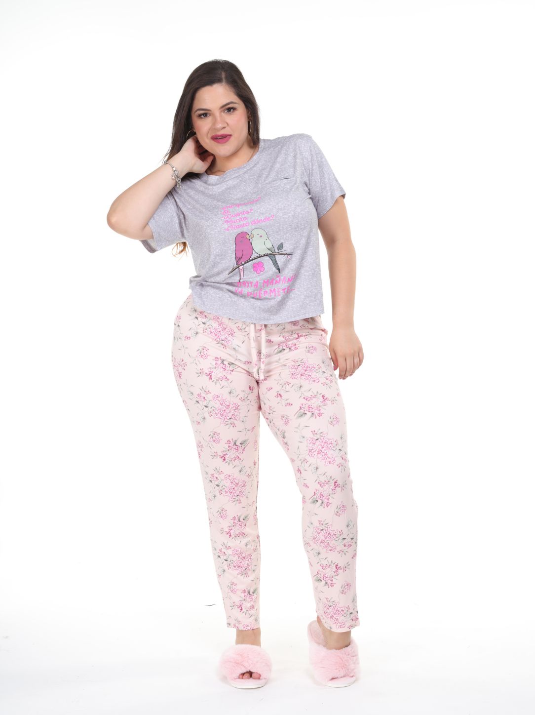 Pijama pantalón pajaritos y camisa manga corta gris