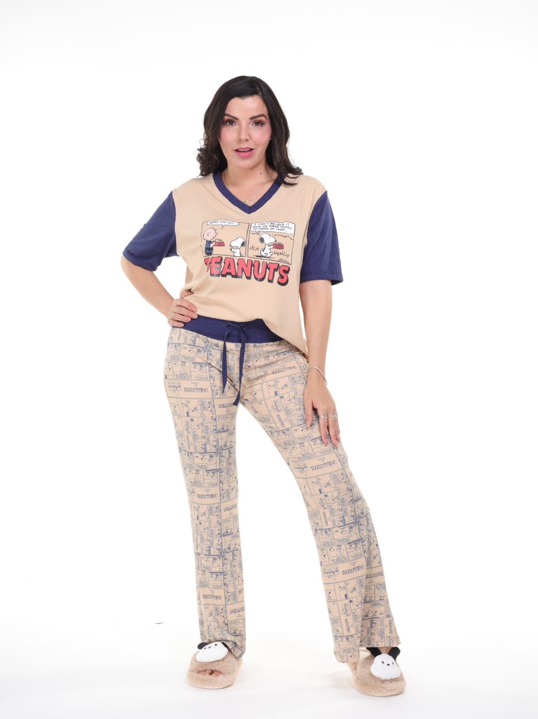 Pijama pantalón y camisa manga corta snoopy beige