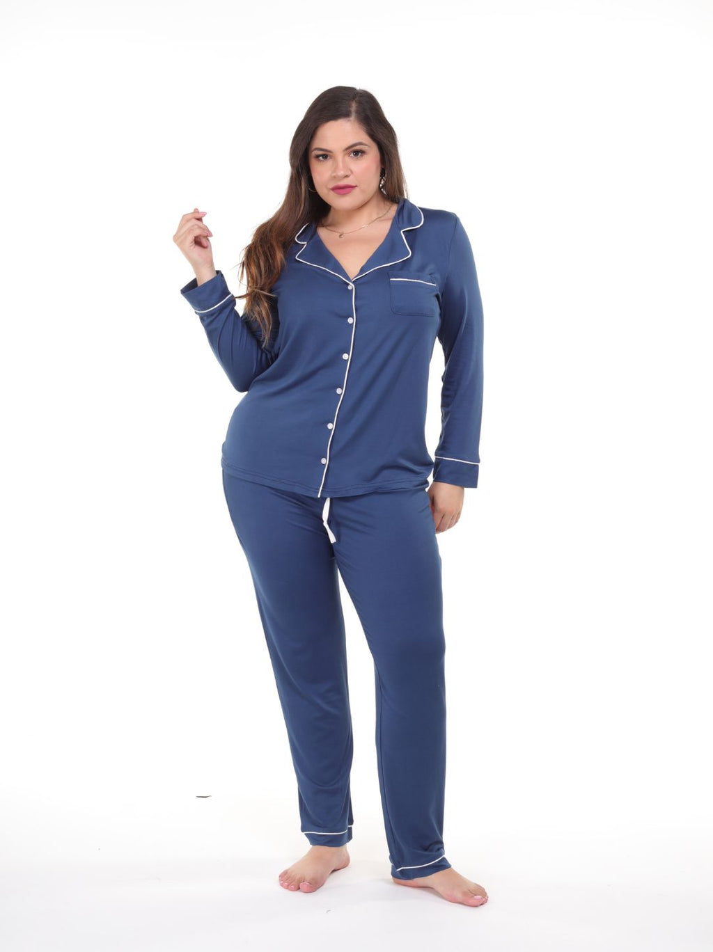 Pijama pantalón y camisa manga larga con botones azul línea blanca