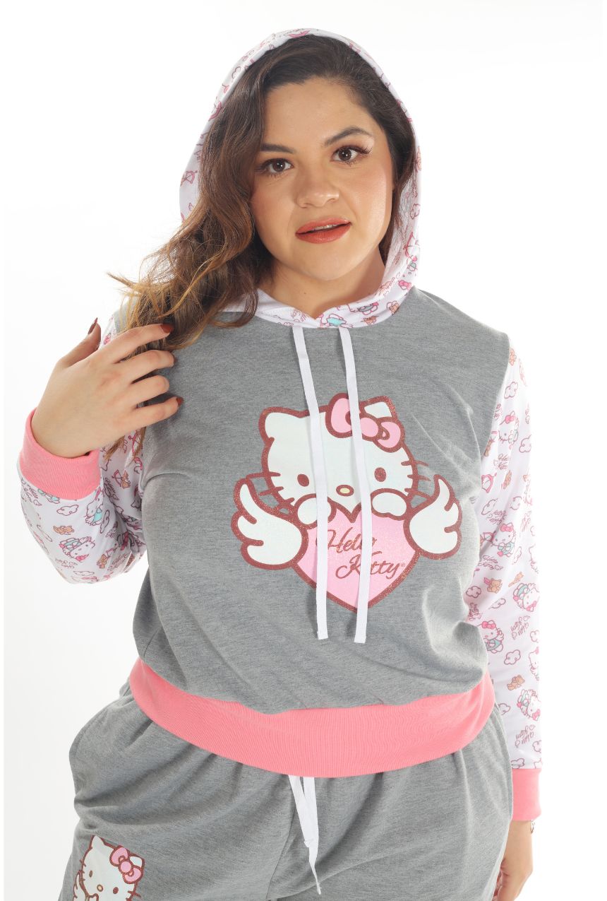 La pijama pants y sudadera gris con rosa de Hello Kitty cupido es ideal para quienes buscan comodidad y un diseño encantador. Este conjunto incluye unos pants suaves y una sudadera acogedora con detalles en gris y rosa, adornados con Hello Kitty en su versión más tierna y romántica como cupido. Perfecta para relajarte en casa o disfrutar de noches acogedoras con estilo.
