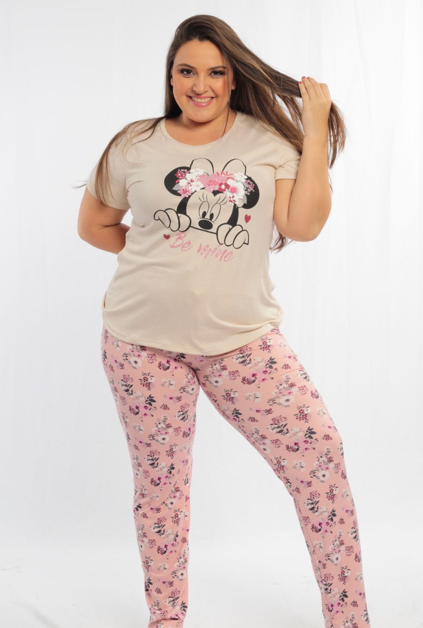 Pijama pantalón, playera manga corta de Minnie Mouse con flores