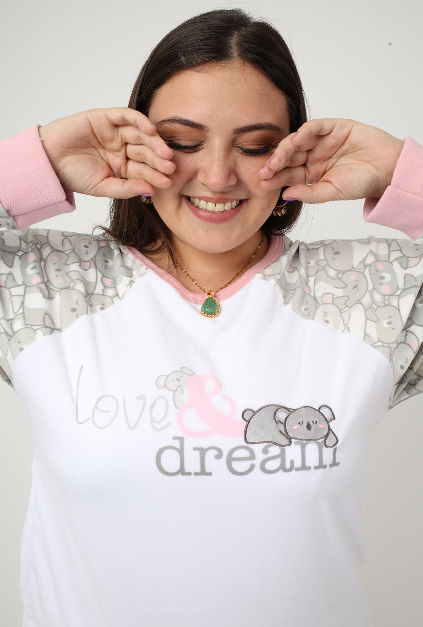 Pijama Pantalón de Koala con camisa de manga larga.*